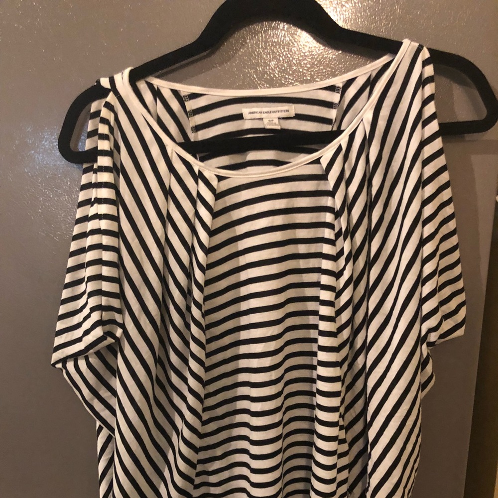 American Eagle Top size Small